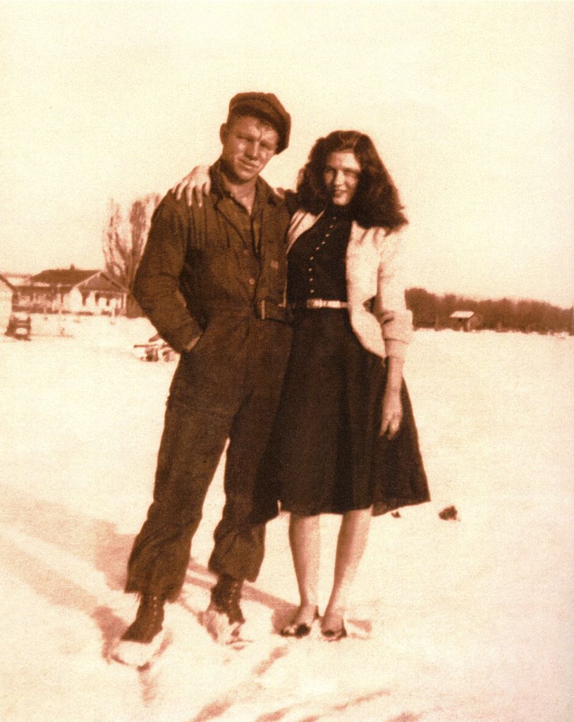Doo and Loretta Lynn on their wedding day.