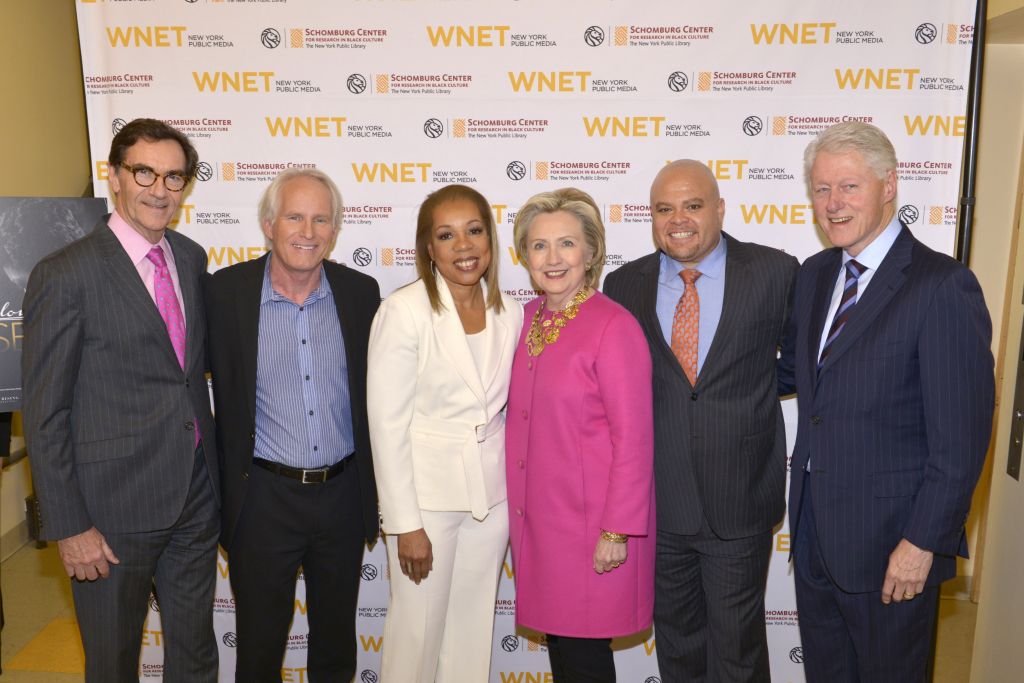 Stephen Segaller, Bob Hercules, Rita Coburn Whack, Sec. Clinton, Colin Johnson and Pres. Clinton. Photo Credit: Joseph Sinnott/©2017 WNET