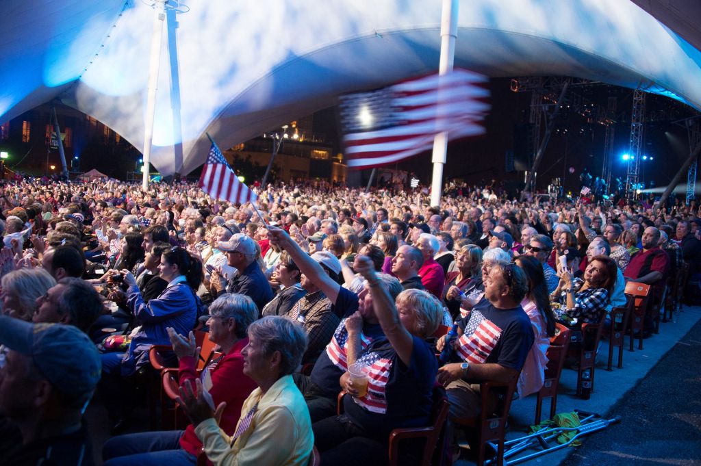 Star-Spangled Spectacular Crowd