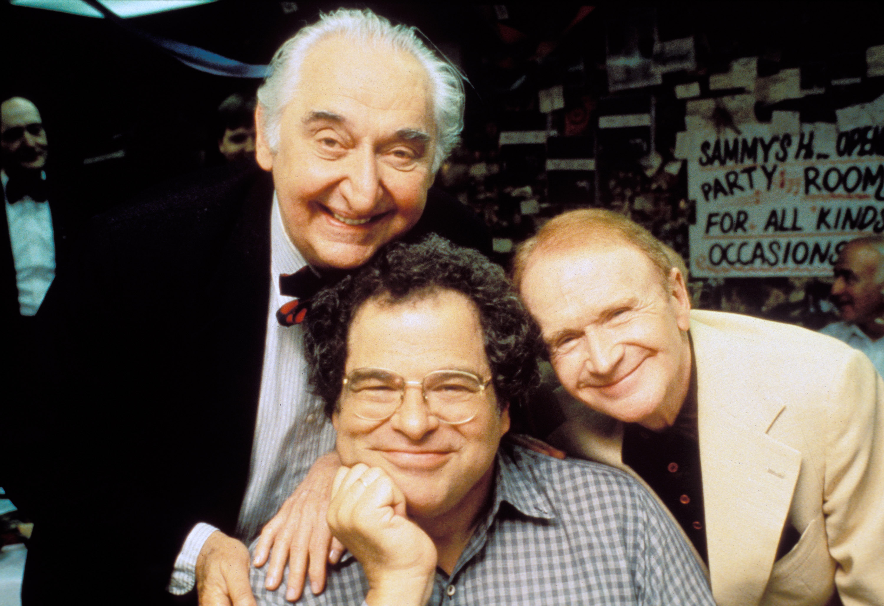 GP:  Itzak Perlman: In the Fiddlers House L-R:  Fyuush Finkel, Itzhak Perlman, Red Buttons photo:  Joseph Sinnott