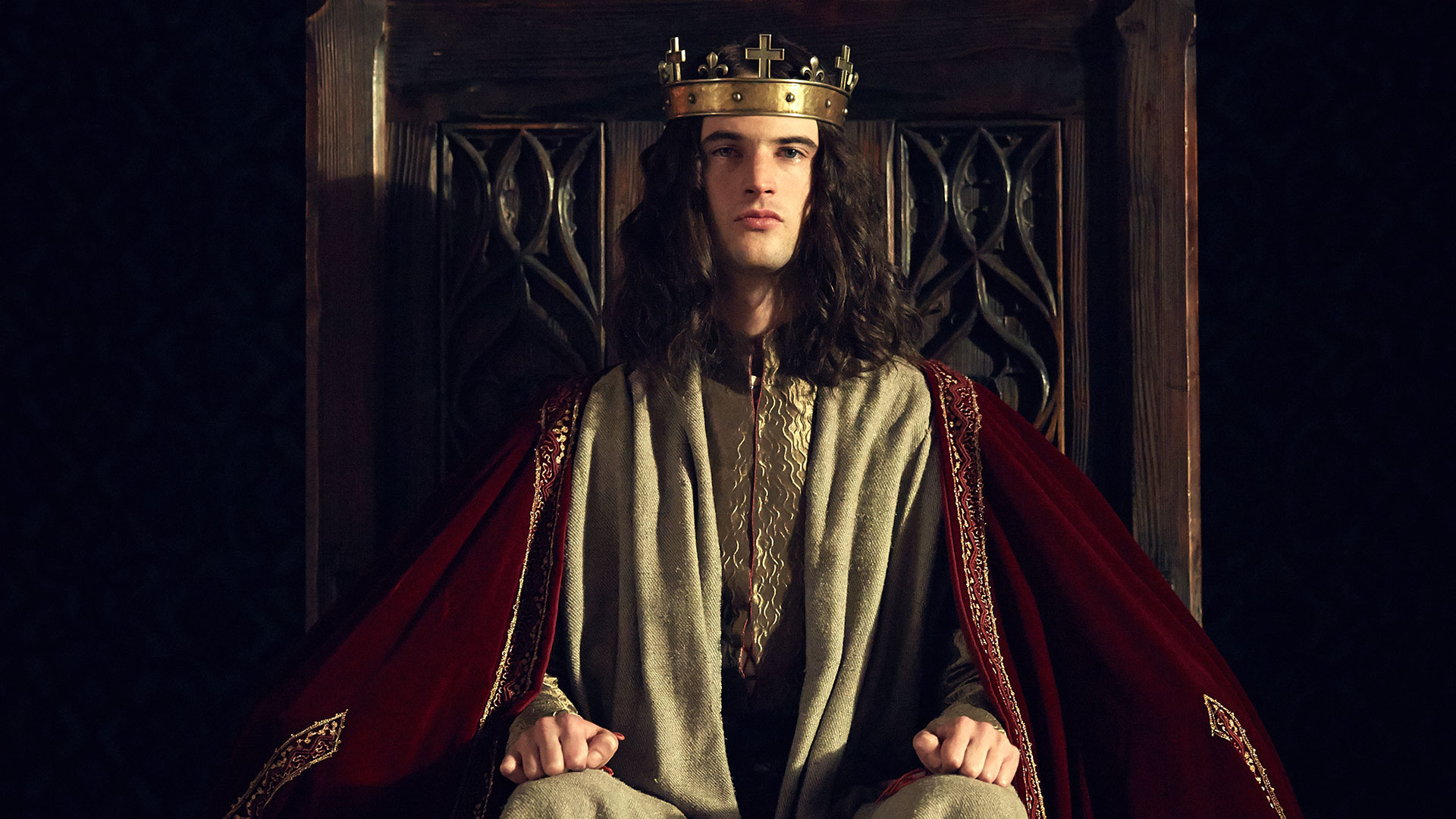 Tom Sturridge (as HENRY VI) in “The Hollow Crown: The Wars of the Roses Henry VI (Part I).” Credit: Robert Viglasky © 2015 Carnival Film & Television Ltd