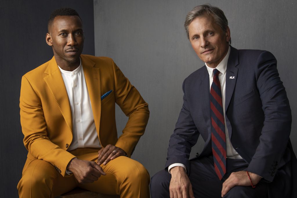 Best Actor Award winner Viggo Mortensen (right) with the award’s presenter and <i>Green Book</i> co-star Mahershala Ali (left). Photo by Kwaku Alston.