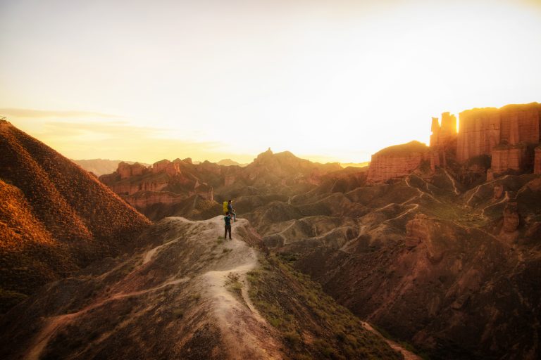 Danxia landform in Zhangye, China. (© Heng Wang)