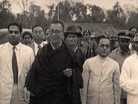 tibetans-exile-post02-dalailama-india