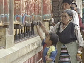 tibetans-exile-post10-kid