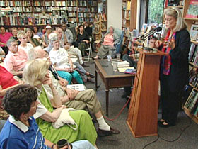 dianaeck-post06-bookstore