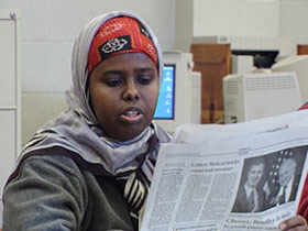 somalis-maine-post01-reading