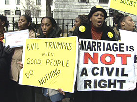 blackchurches-gaymarriage-post06-protest