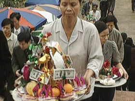 vietnamesenewyear-post02-offerings