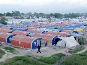 post06-haiti-priest-doctor