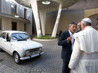 1702-pope-used-car-320