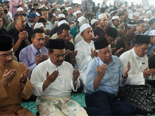 malaysia-prayers-sm