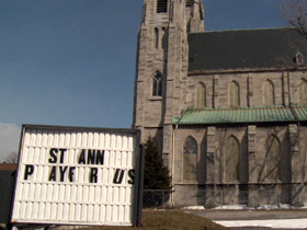 post03-church-mass-mob