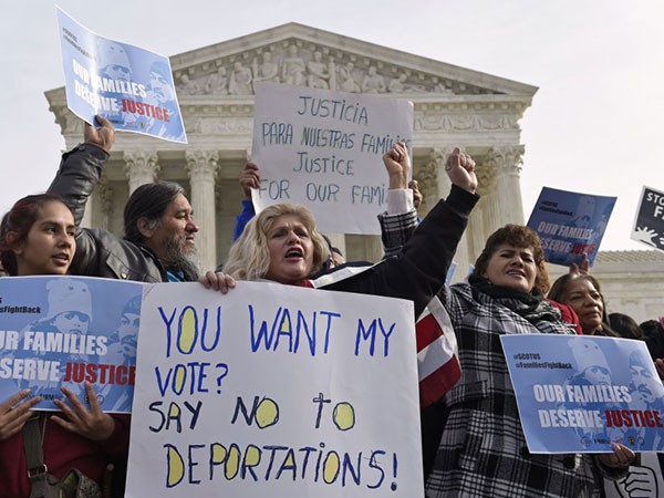 Supreme-Court-Immigration-600