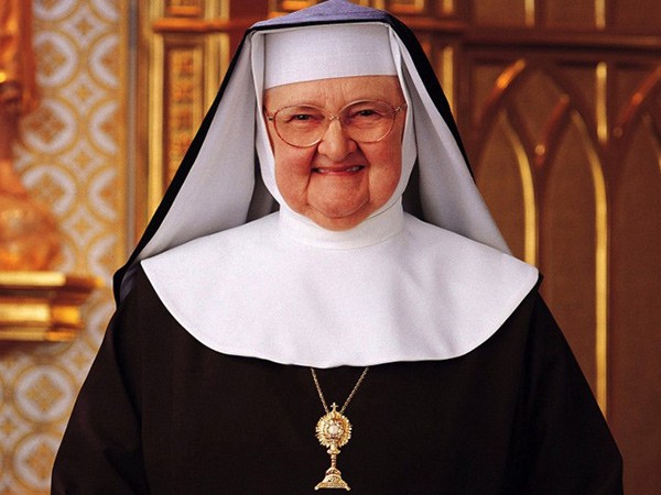 02-Mother_Angelica-600