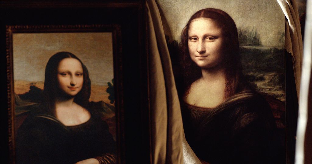 Louvre and Isleworth ‘Mona Lisa’ (the latter in a mirror) © Terra Mater Factual Studios GmbH