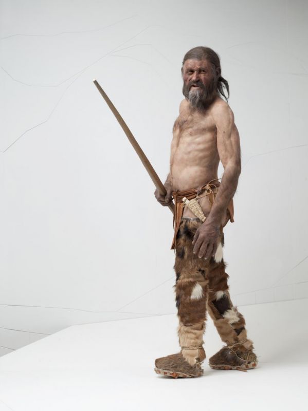 The Iceman's reconstruction. © South Tyrol Museum of Archaeology/A. Ochsenreiter